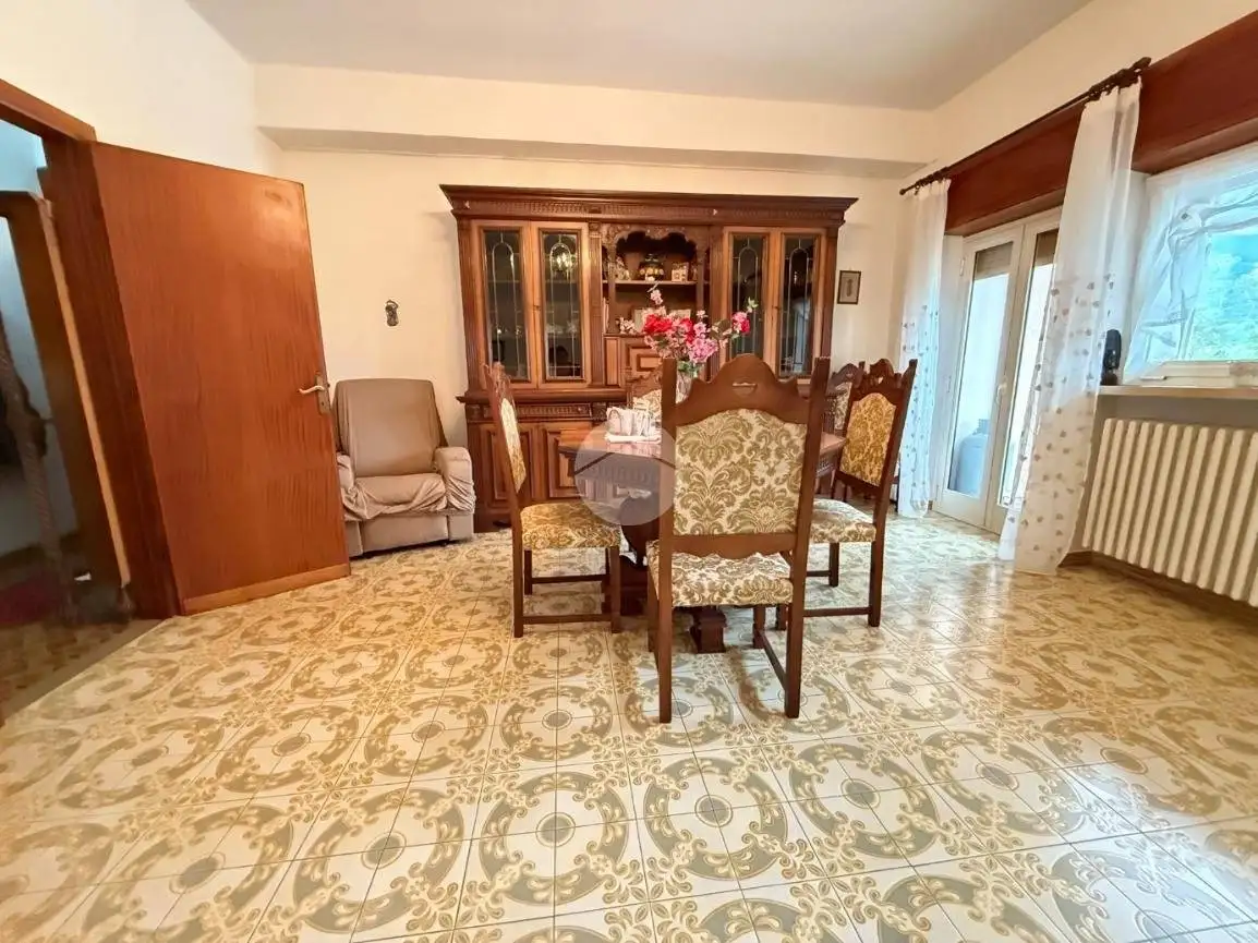 Appartamento in vendita a Rocca di Mezzo