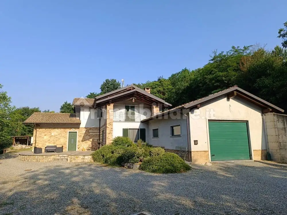 Casa indipendente in vendita a Cerrina Monferrato