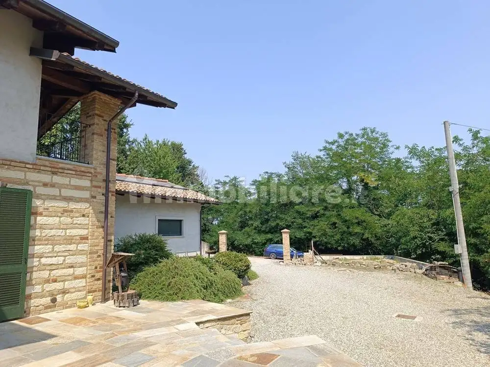 Terratetto unifamiliare via Colombaio 33, Valle Cerrina, Cerrina Monferrato - foto 2