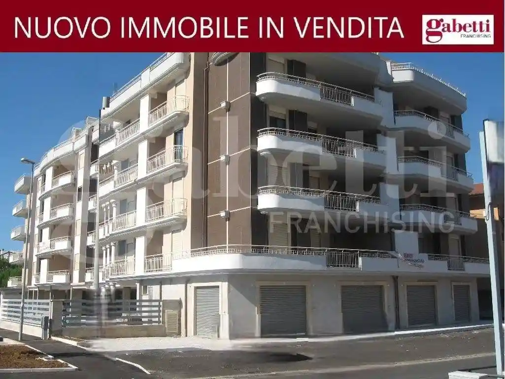 Appartamento in vendita a Latina