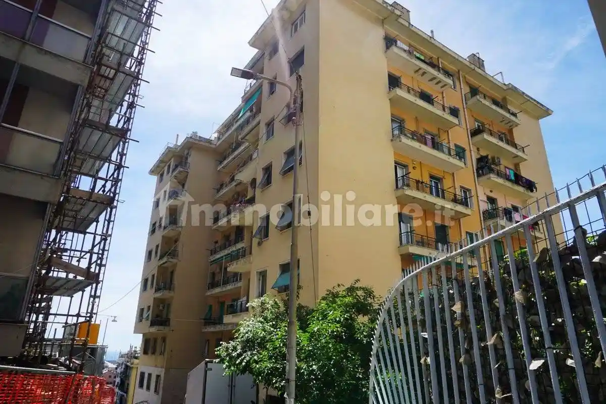 Appartamento in vendita a Genova