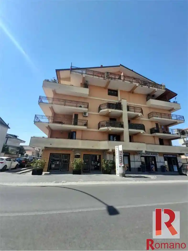 Appartamento via Toti, Curti - foto 3