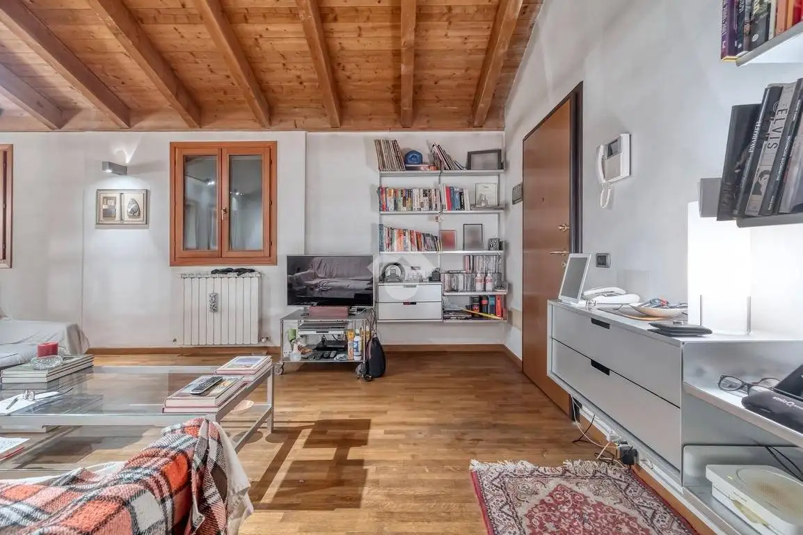 Appartamento in vendita a Bologna