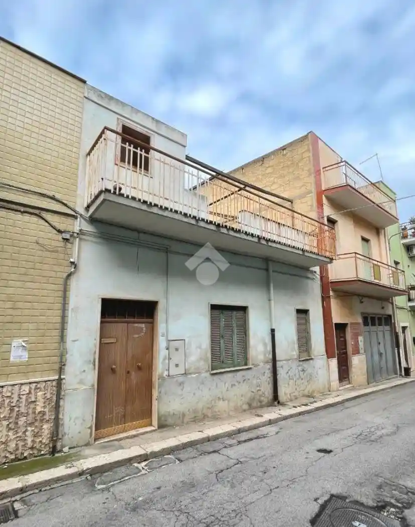 Casa indipendente in vendita a Canosa di Puglia