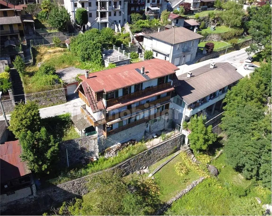 Casa indipendente in vendita a Bannio Anzino