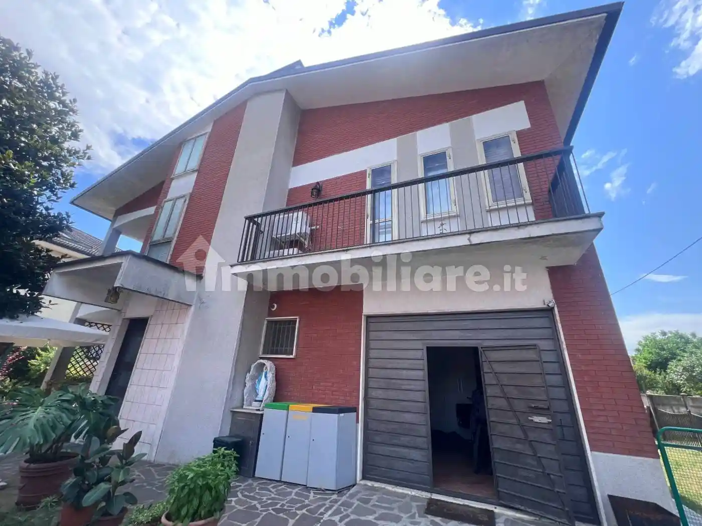 Villa in vendita a Carpiano