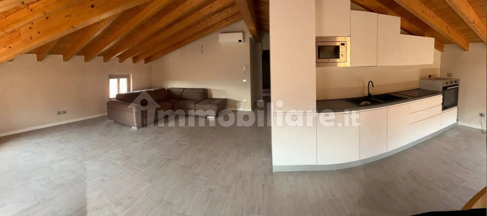 Appartamento in affitto a Manerba del Garda