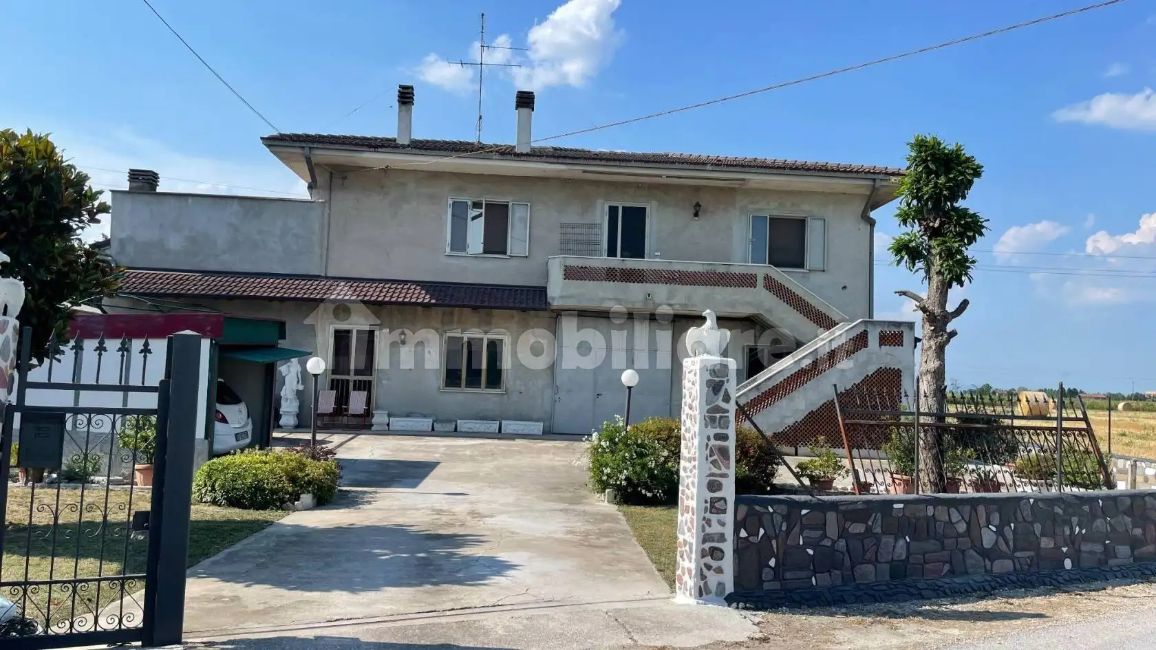 Villa in vendita a Concamarise