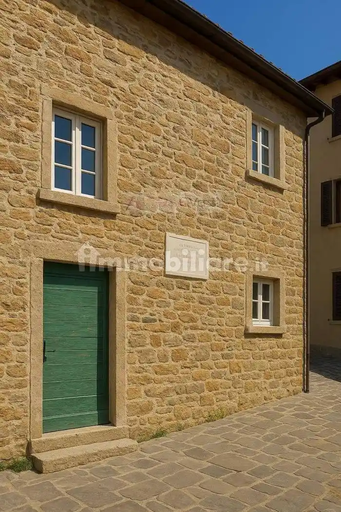 Casa indipendente in vendita a Seravezza