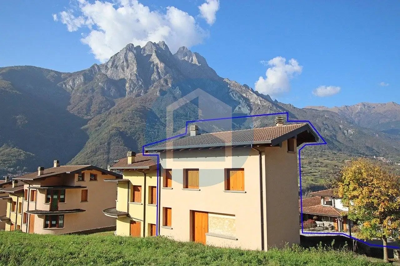 Villa in vendita a Niardo