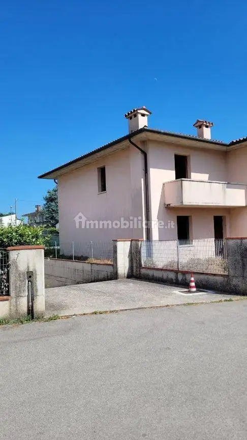 Villa in vendita a Cartigliano