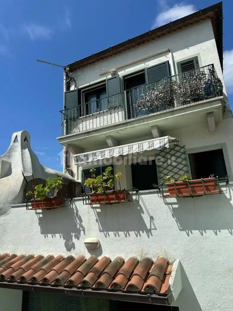 Appartamento in vendita a Arzachena