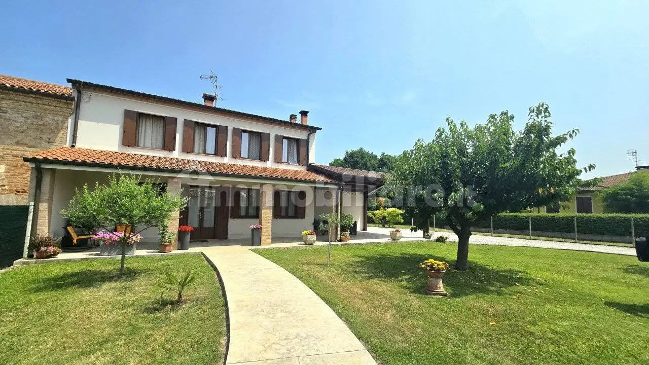 Villa in vendita a Ospedaletto Euganeo