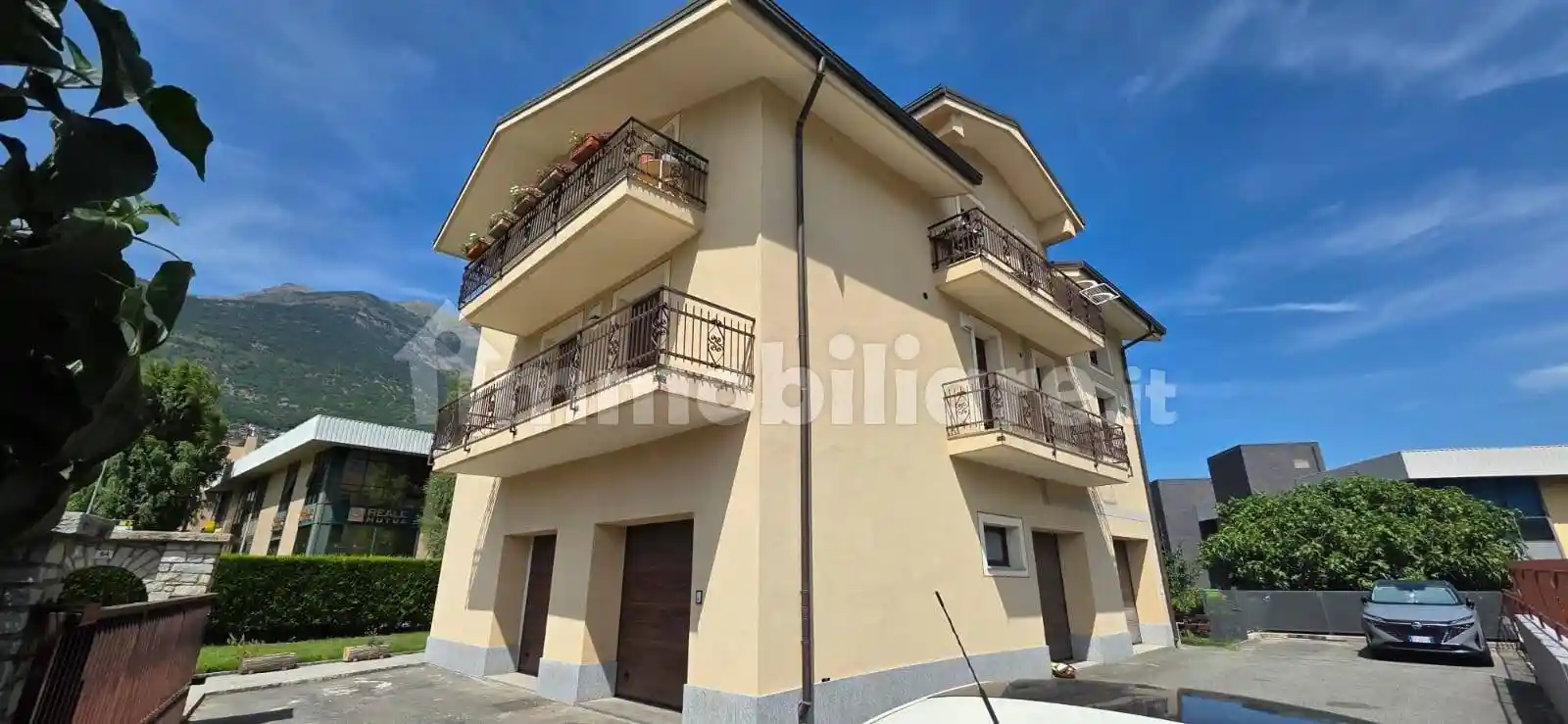 Trilocale Località Grande Charriere 64, Chef Lieu, Saint-Christophe - foto 2