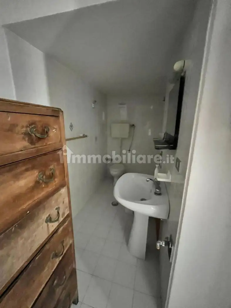 Quadrilocale via Giuseppe Garibaldi 10, Centro, Belmonte Calabro - foto 4