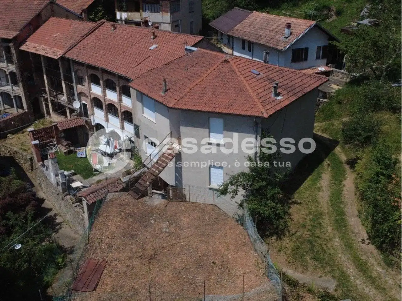 Villa in vendita a Cellio con Breia