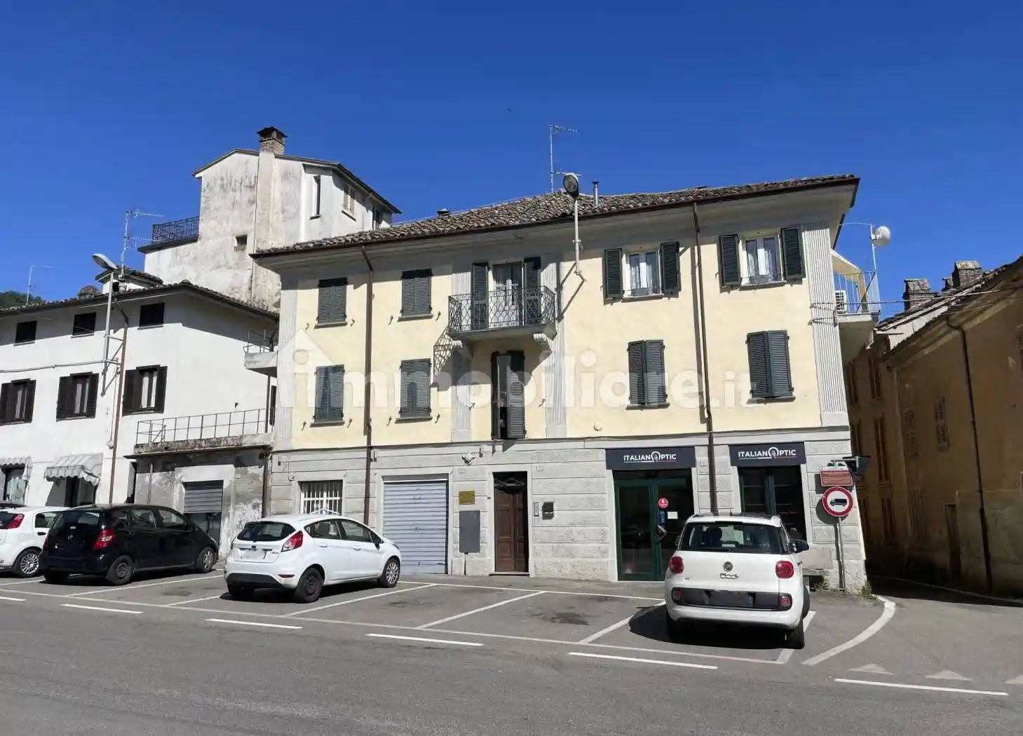 Casa indipendente in vendita a Godiasco Salice Terme