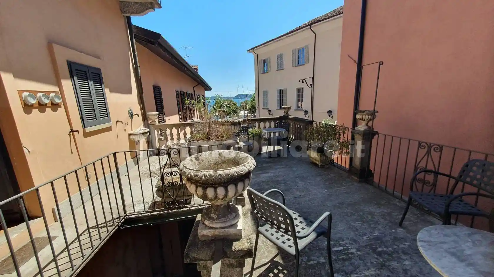 Villa in vendita a Lesa