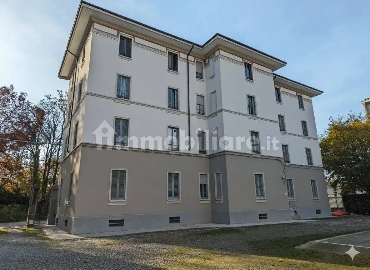 Appartamento in vendita a Monza