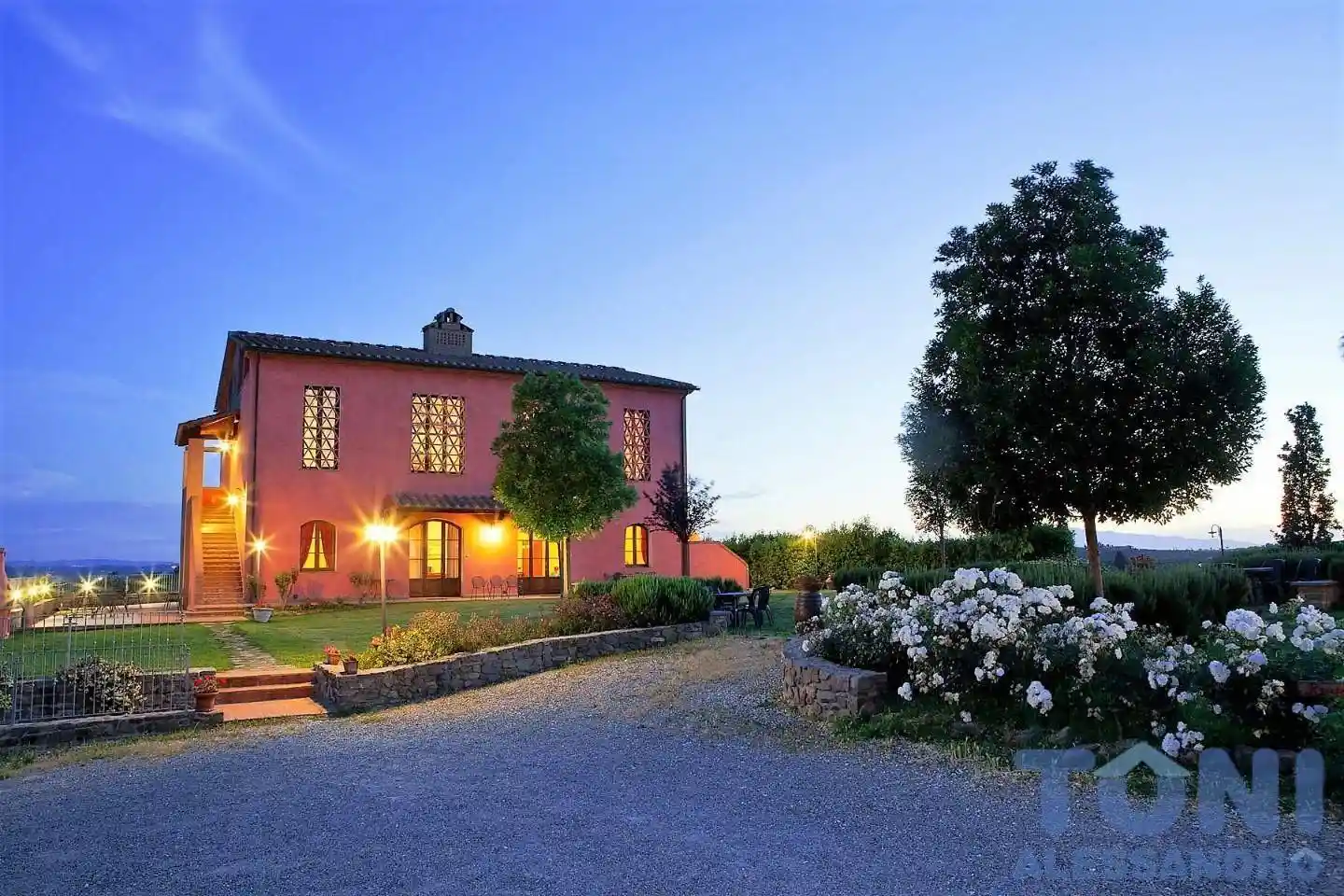 Rustico - Casale in vendita a Cerreto Guidi