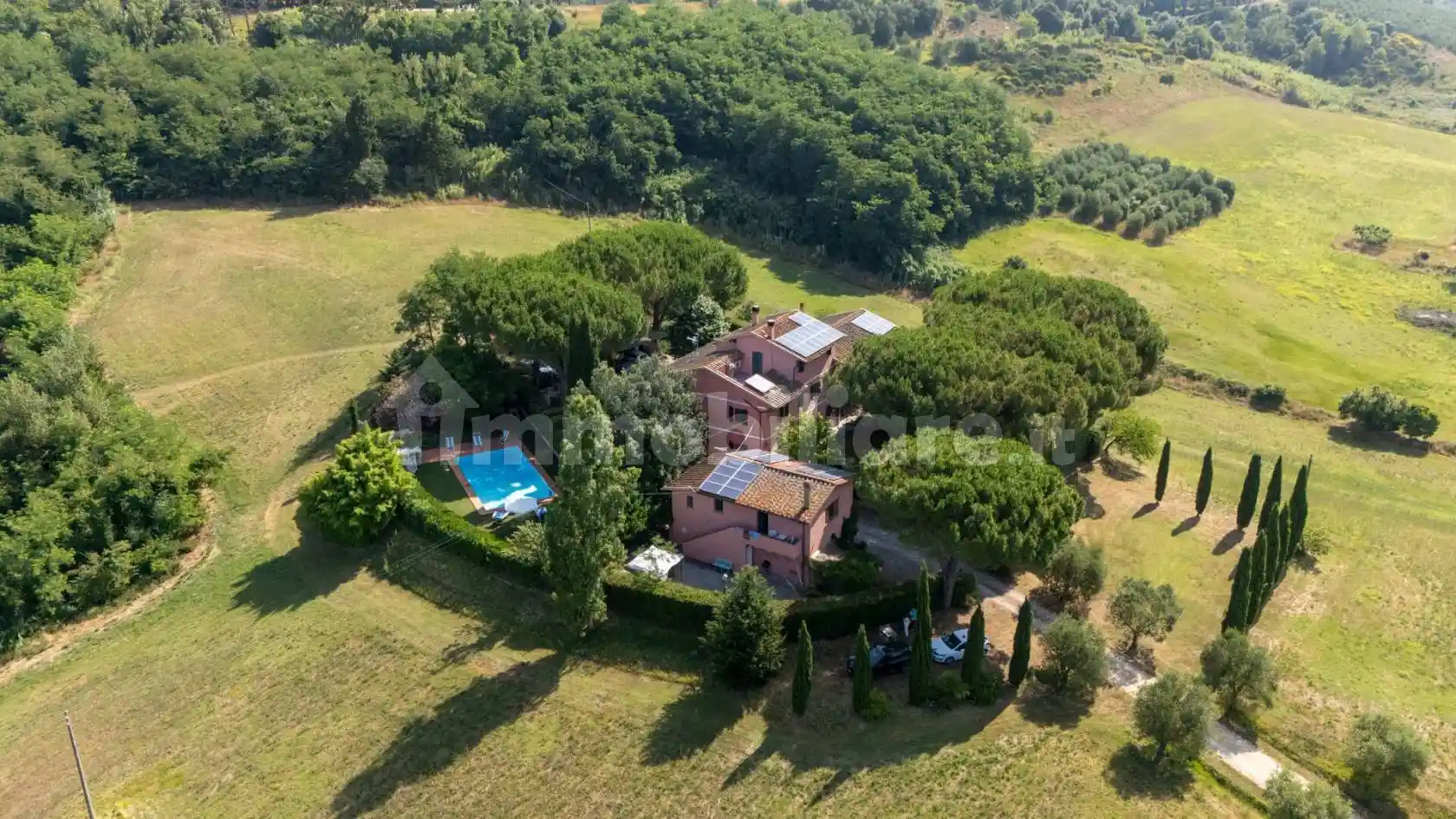 Villa in vendita a Fauglia