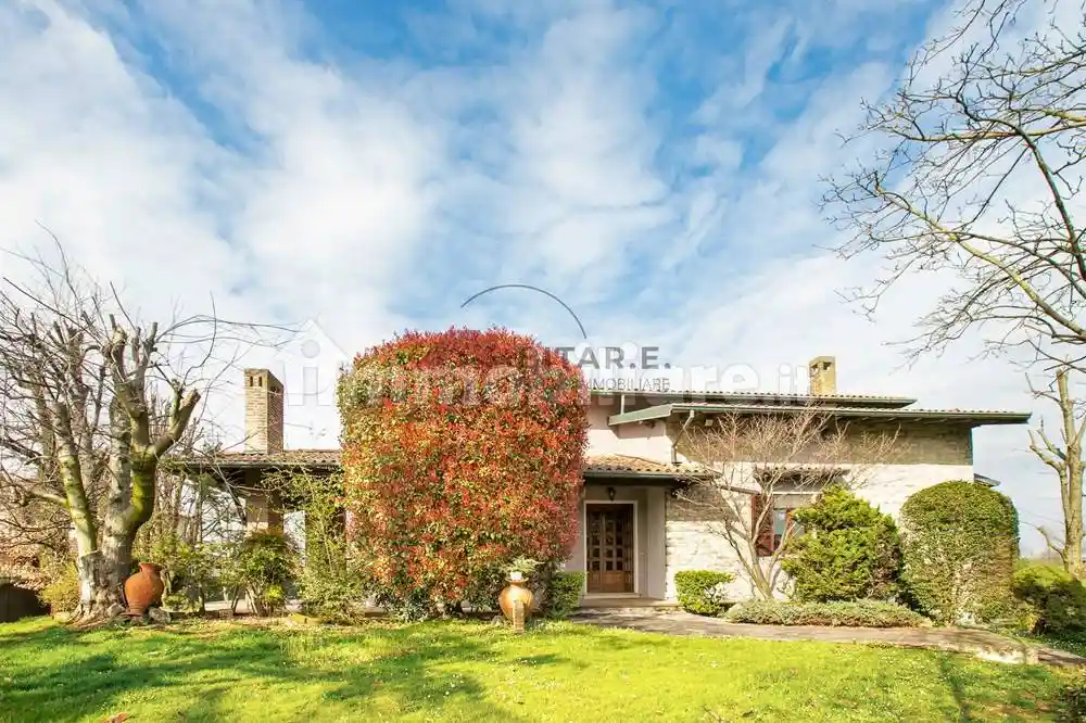 Villa in vendita a Barbariga