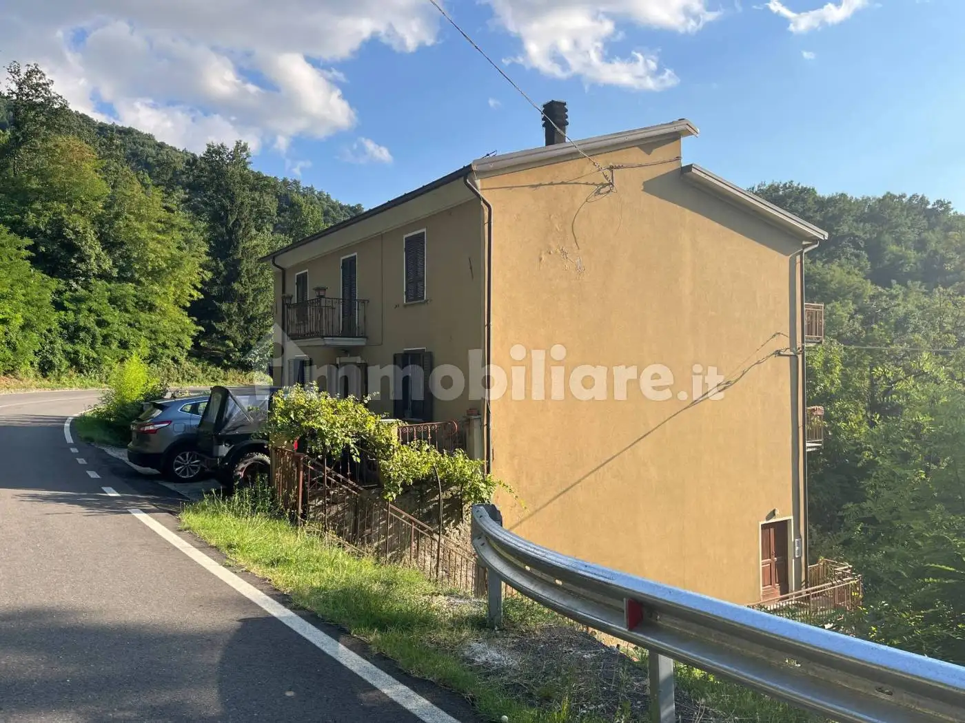 Appartamento in vendita a Varsi