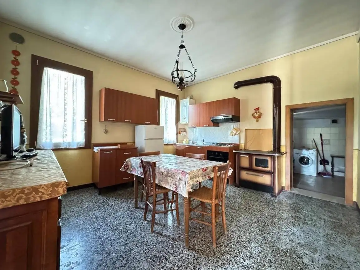 Villa bifamiliare, buono stato, 160 m², Centro, Campo San Martino - foto 5