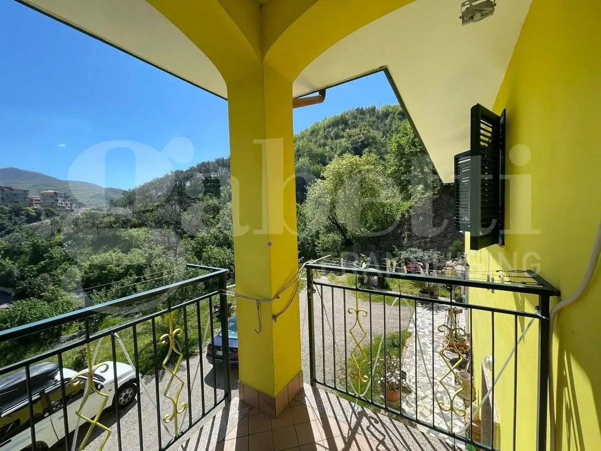 Villa in vendita a Montecorvino Rovella