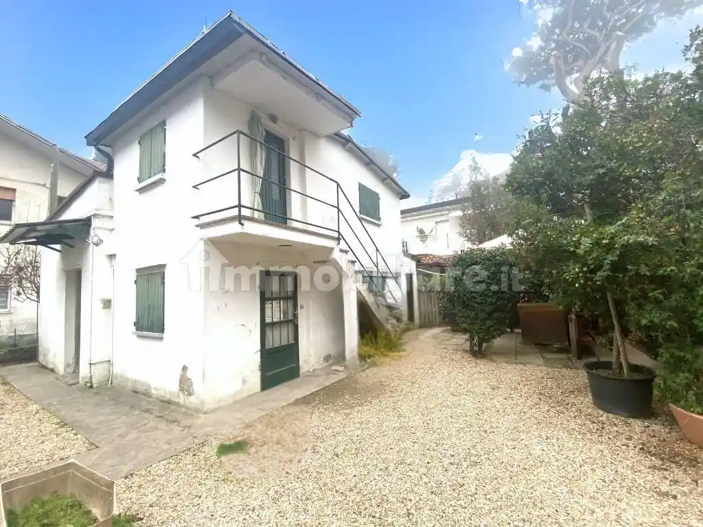 Villa in vendita a Cervia