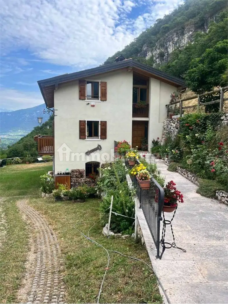 Rustico, ottimo stato, 300 m², Centro, Ala - foto 2