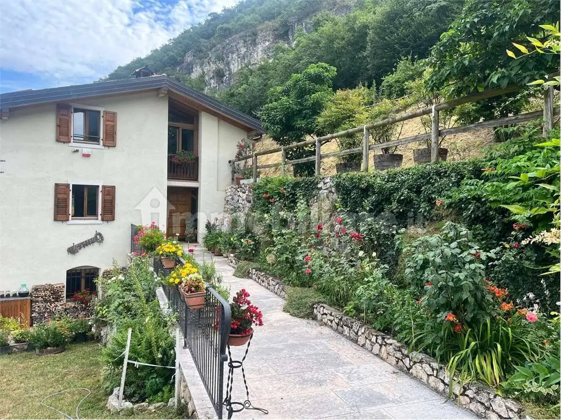 Rustico, ottimo stato, 300 m², Centro, Ala - foto 3