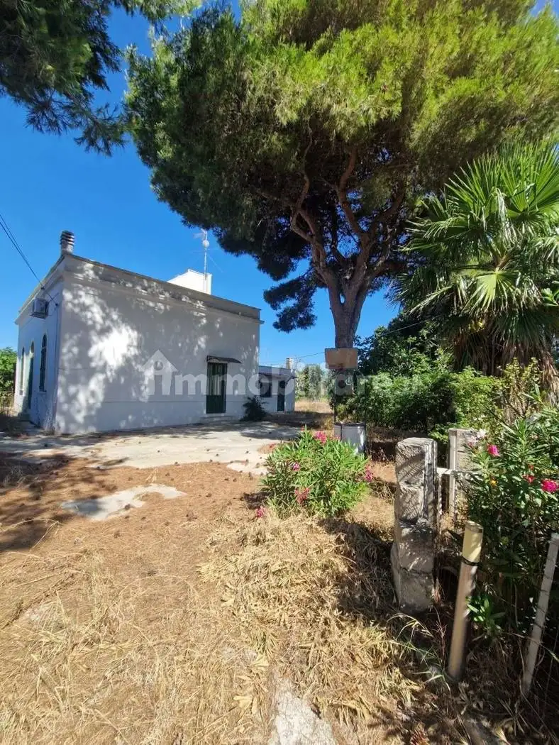 Villa in vendita a Brindisi
