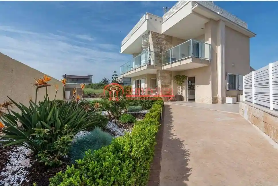 Villa in vendita a Trani