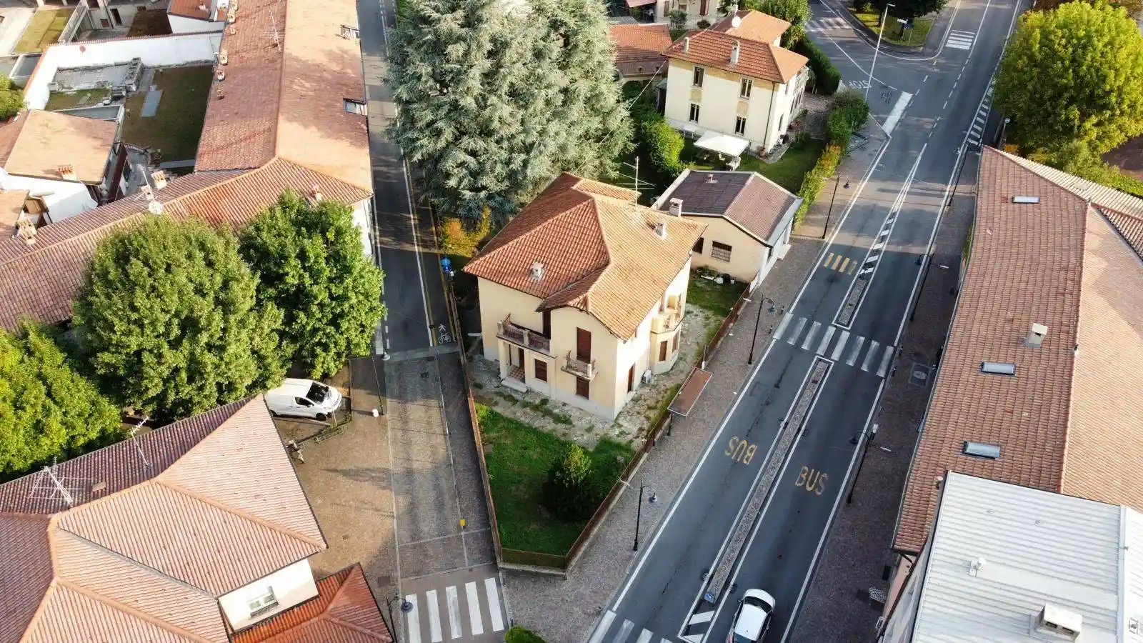 Villa in vendita a Osio Sotto