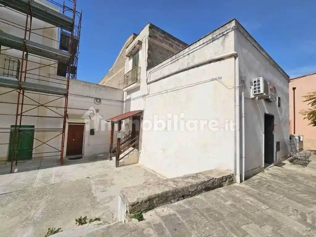 Quadrilocale via Vittorio Emanuele 121, Faggiano - foto 5