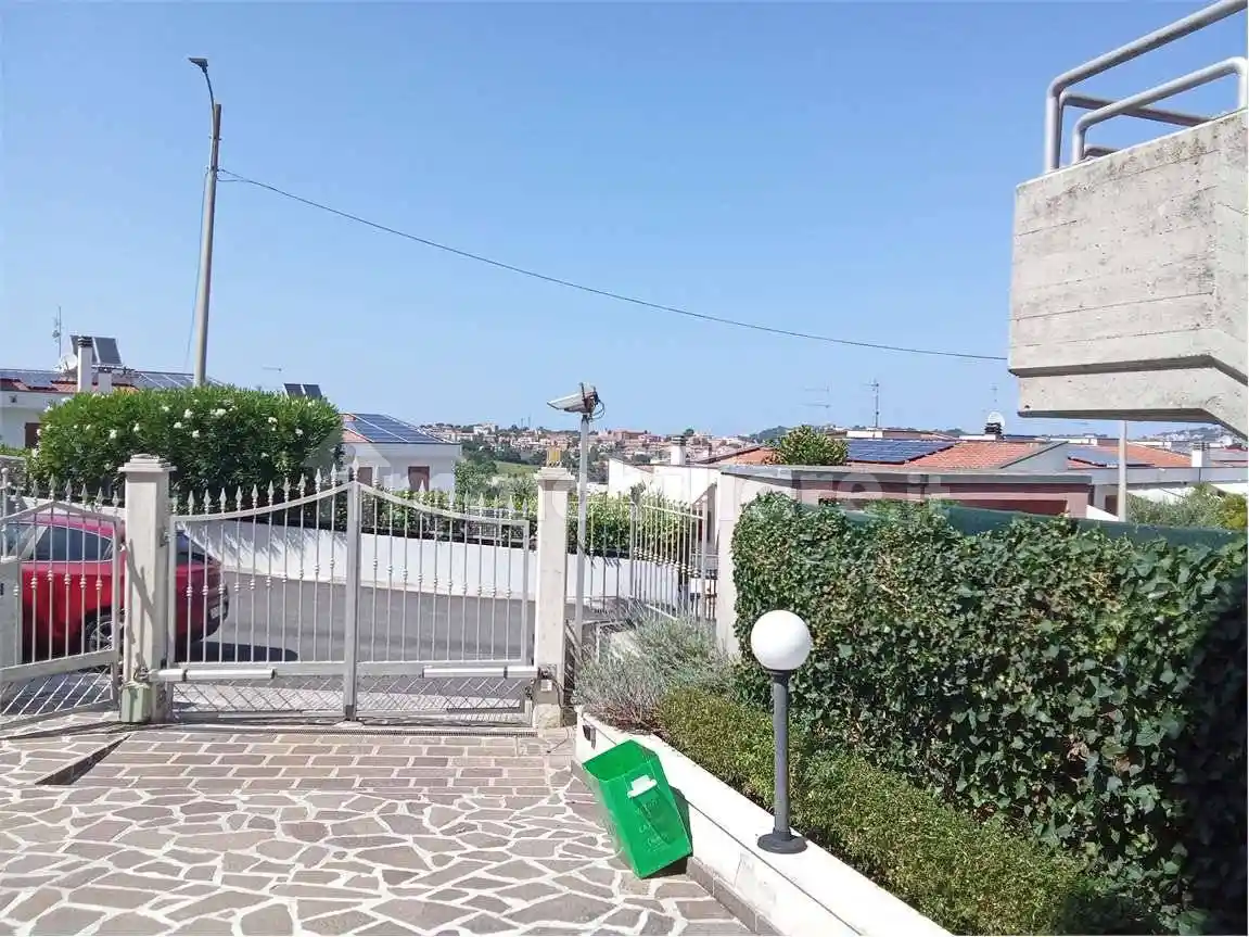 Quadrilocale ottimo stato, piano terra, Pinocchio, Ancona - foto 3