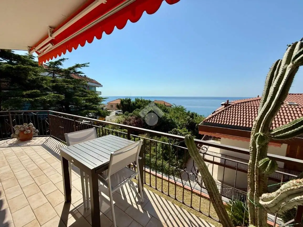 Bilocale via piani paorelli 21, Piani Paorelli, Costarainera - foto 3