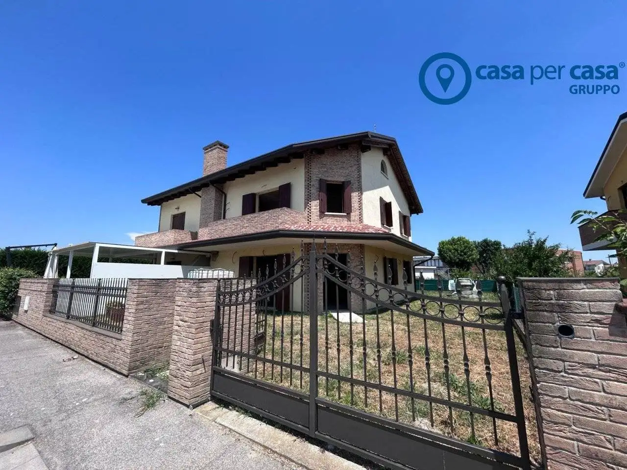 Villa in vendita a Lusia