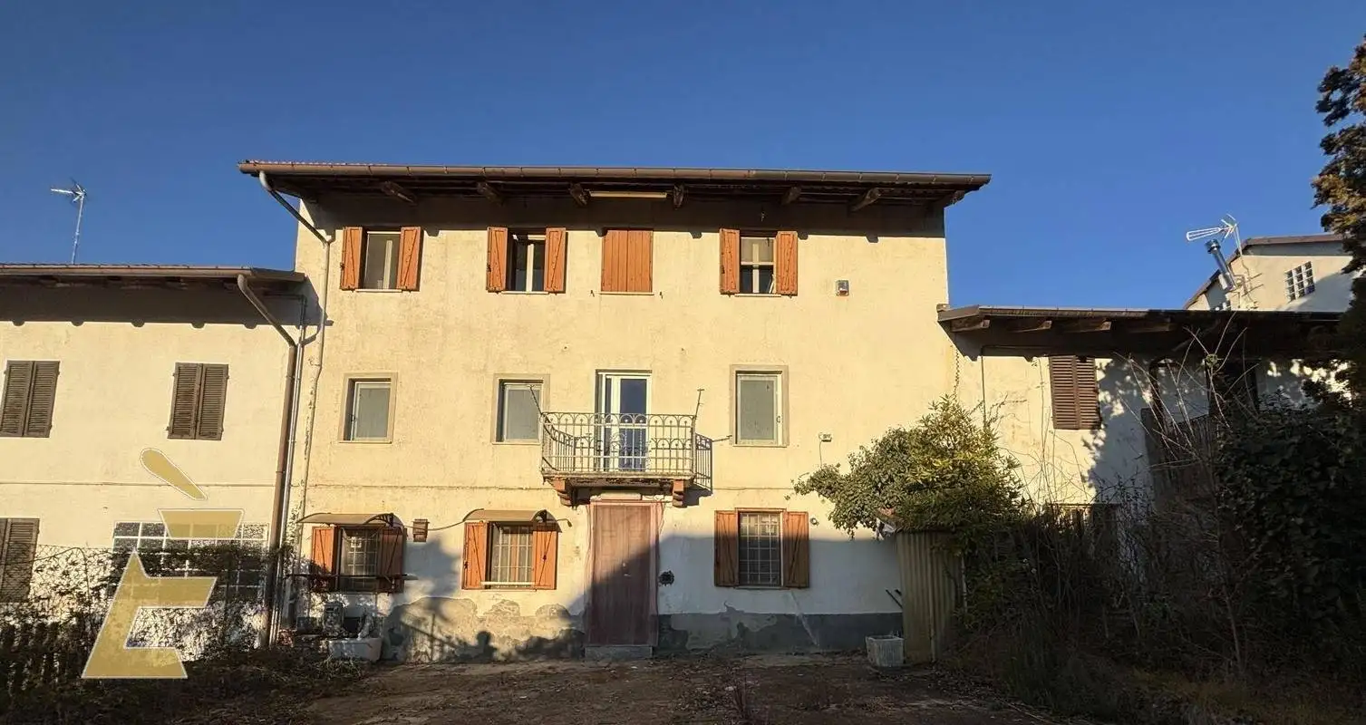 Rustico - Casale in vendita a Valfenera