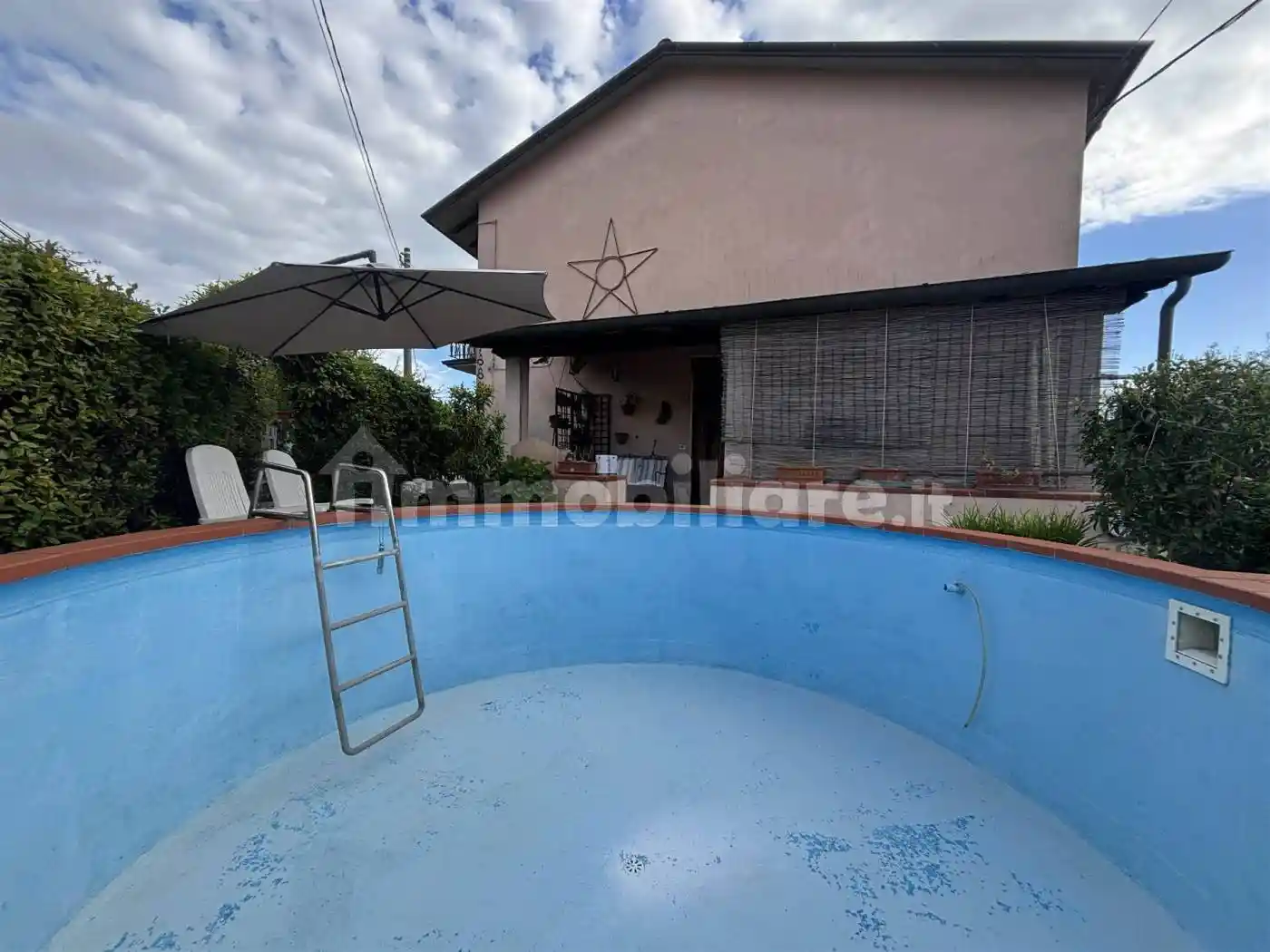 Casa indipendente in vendita a Castelnuovo Magra