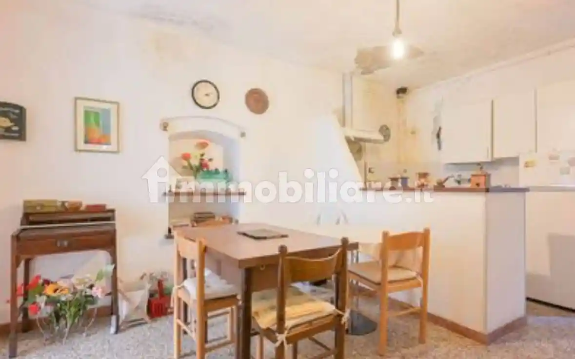 Appartamento in vendita a Sarzana