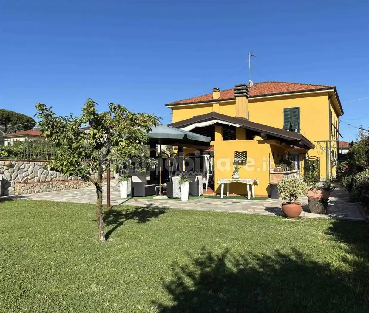 Casa indipendente in vendita a Castelnuovo Magra