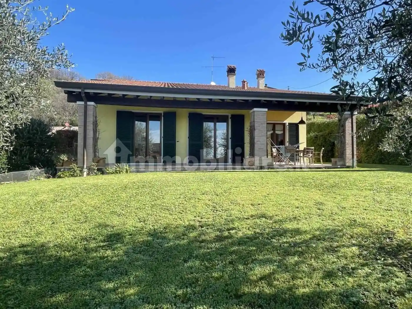 Villa in vendita a Luni