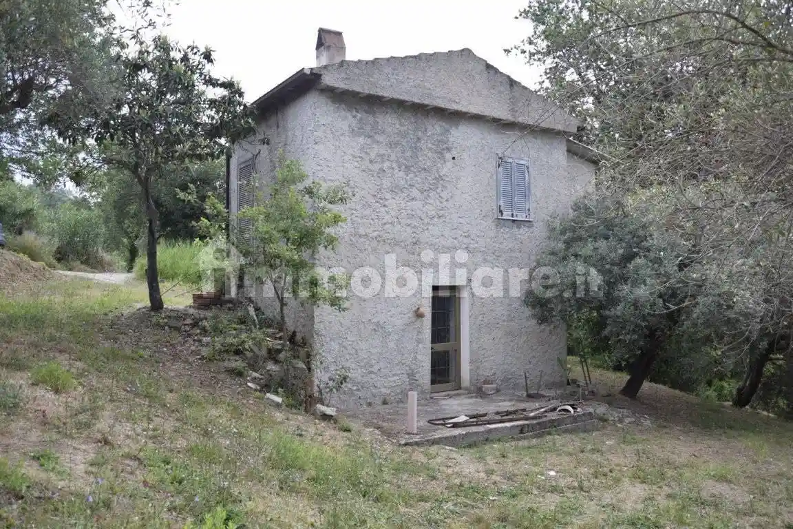 Rustico - Casale in vendita a Minturno