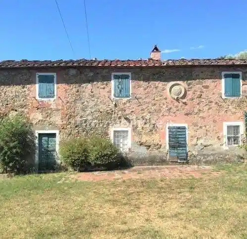 Rustico - Casale in vendita a Montecatini-Terme