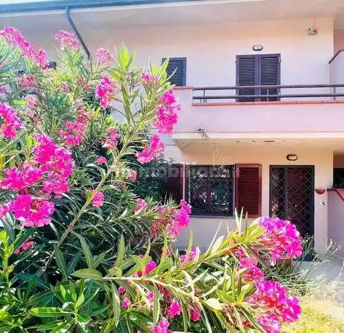 Villetta a schiera in vendita a Buggiano