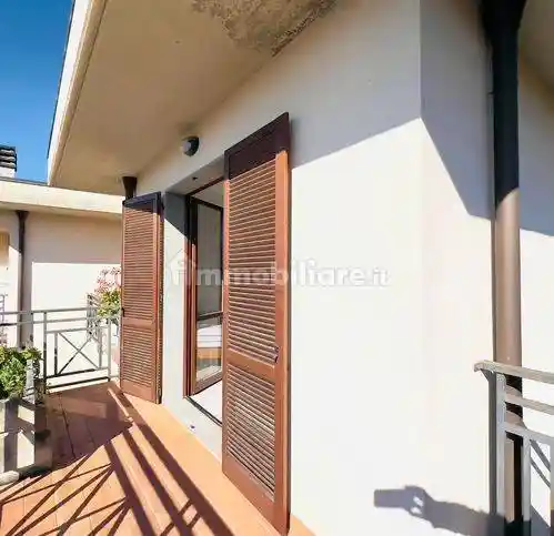 Appartamento in vendita a Massa e Cozzile