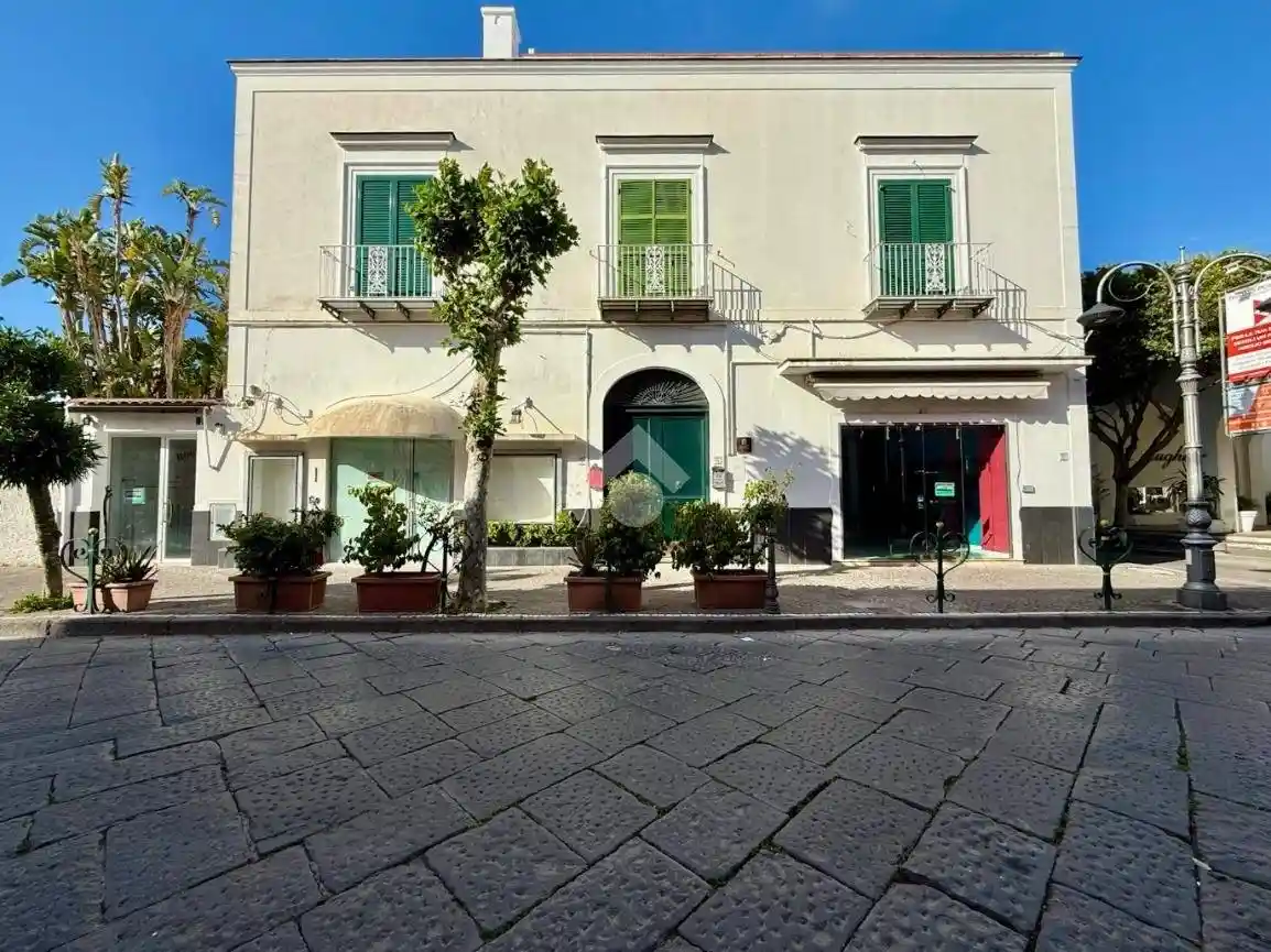 Appartamento in vendita a Ischia