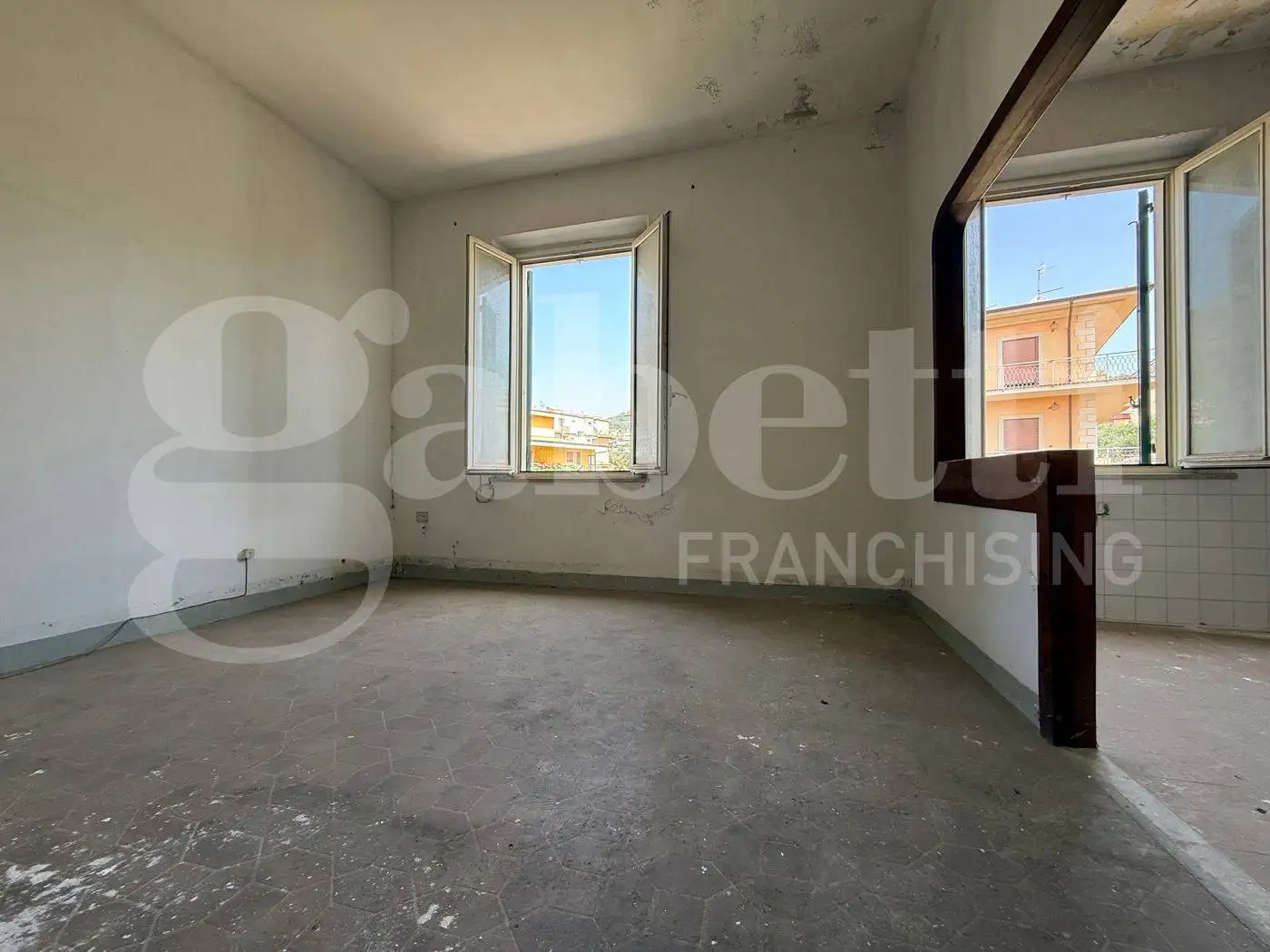 Quadrilocale via Garibaldi , 64, Centro, Castelforte - foto 2